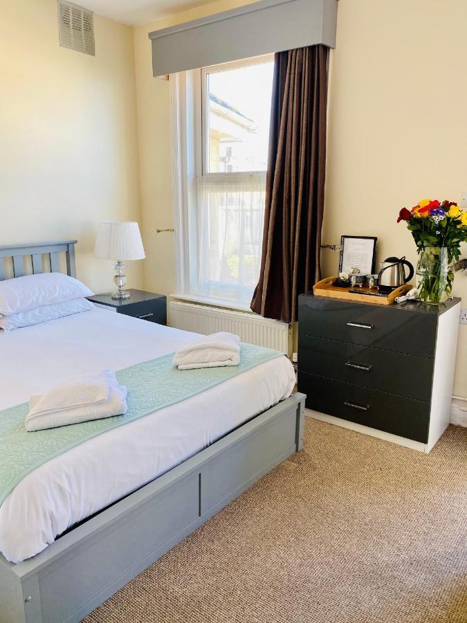 Hotel Mentone 3*