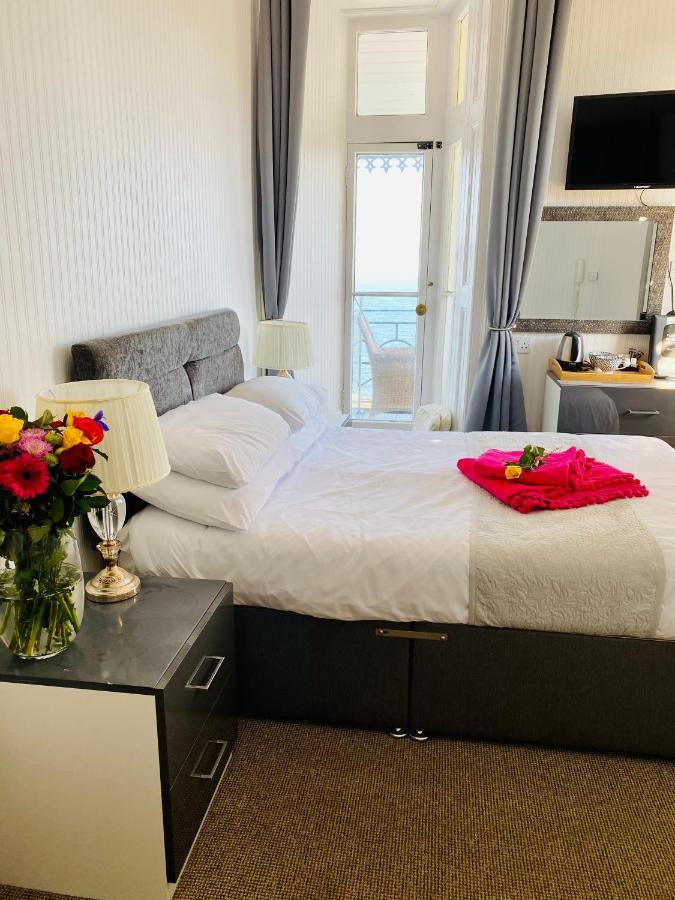 Mentone Hotel 3*
