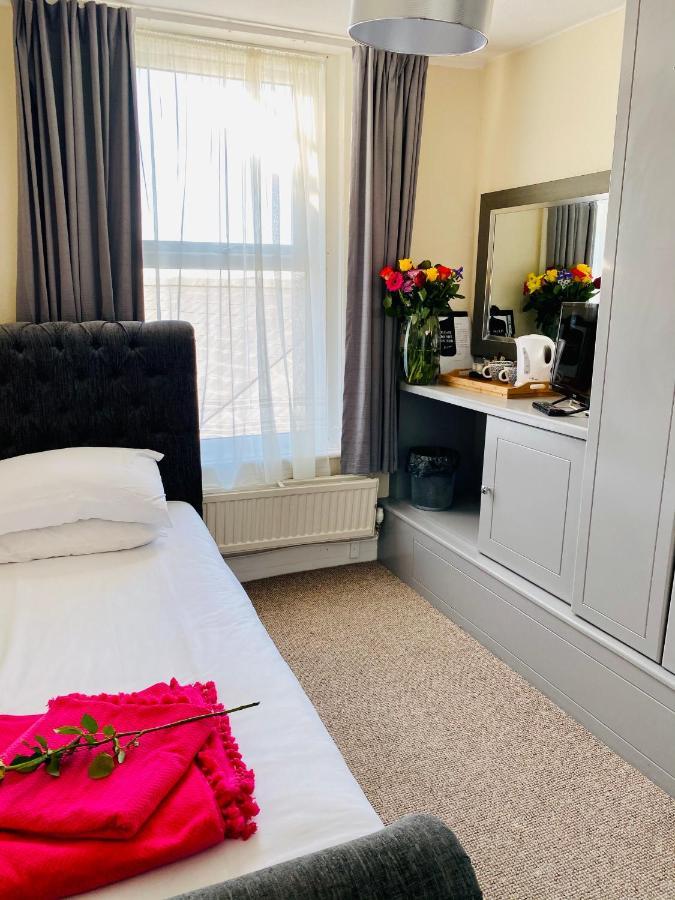 Mentone Hotel 3*