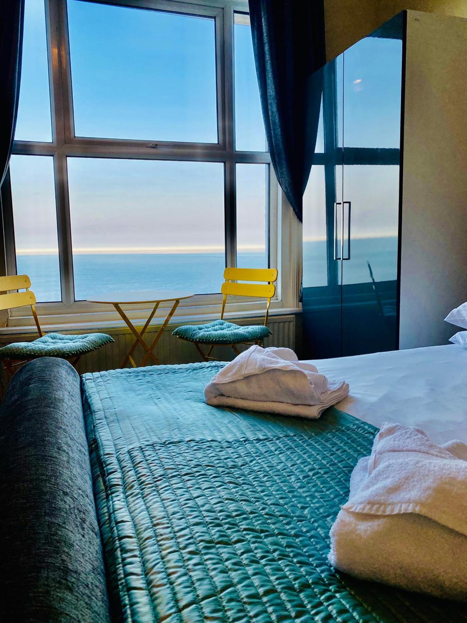 Mentone Hotel 3*